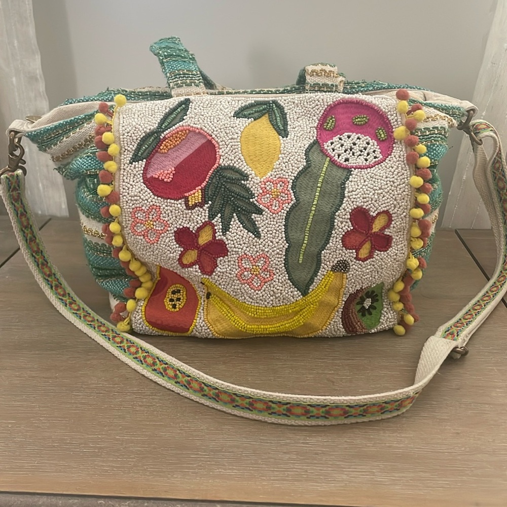 America and Beyond Fruit Purse